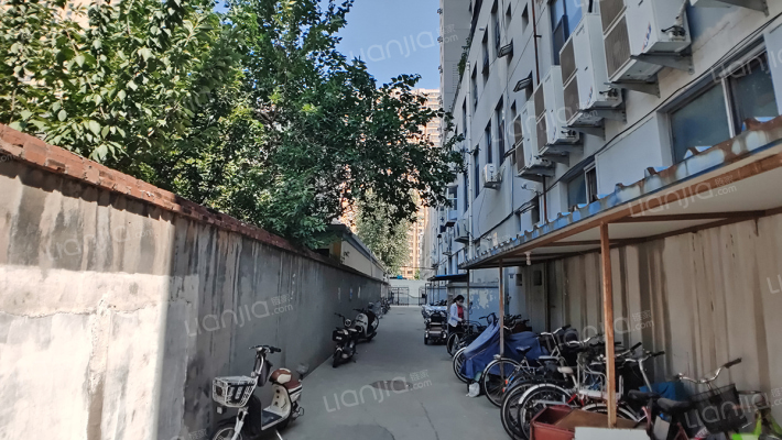 金隅公寓外景图