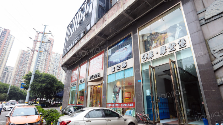 伟岸摩登堡外景图