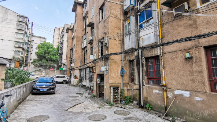 古堆山巷住宅区外景图