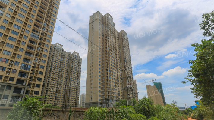 望城沁园外景图