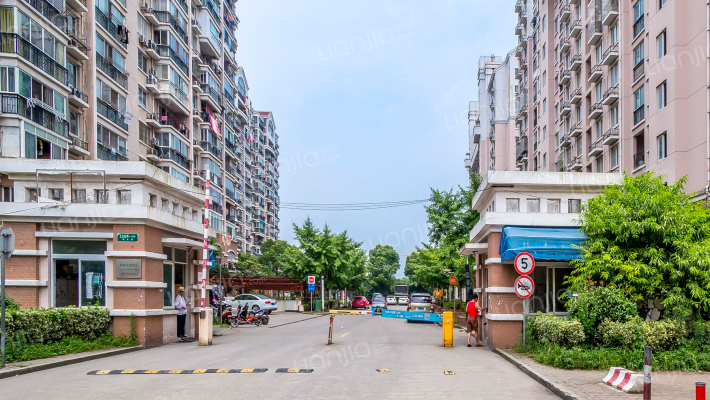 康桥宝邸外景图