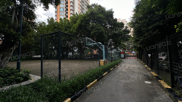 尚东峰景外景图