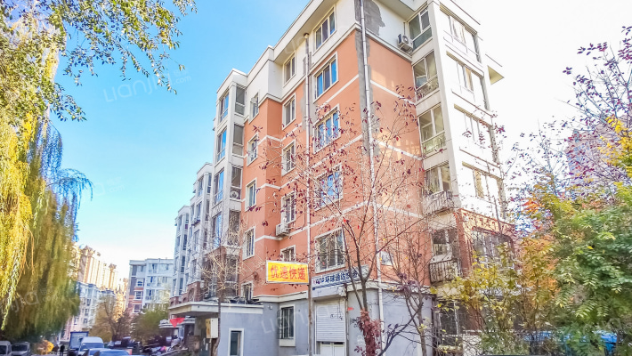 群力新苑东区外景图