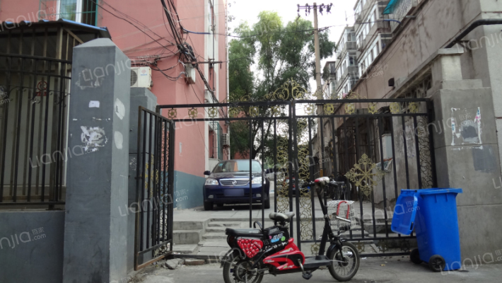 永康胡同18号院外景图