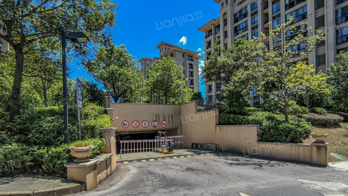 海伦堡棠锦外景图