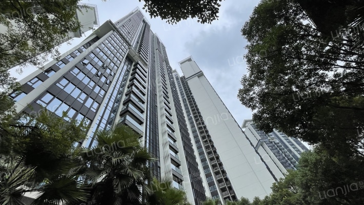 蔚蓝阁B区外景图