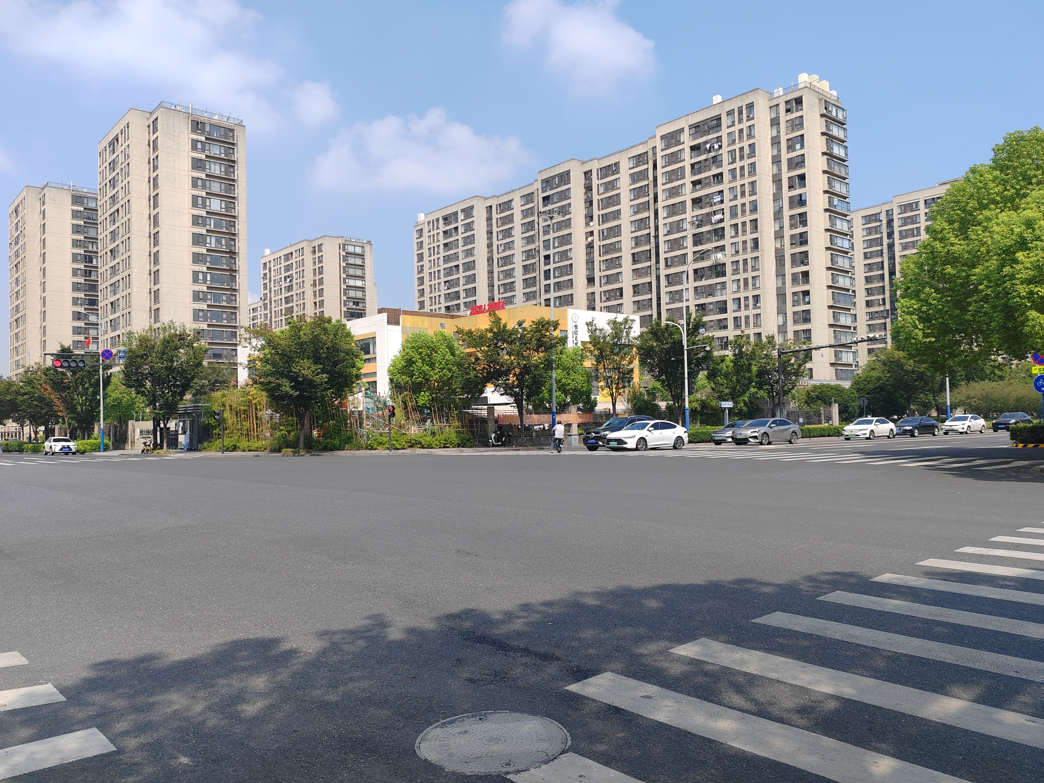 The Honor of City compound photo 5