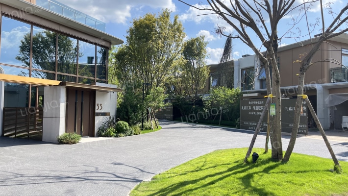 华侨城蓝楹湾外景图