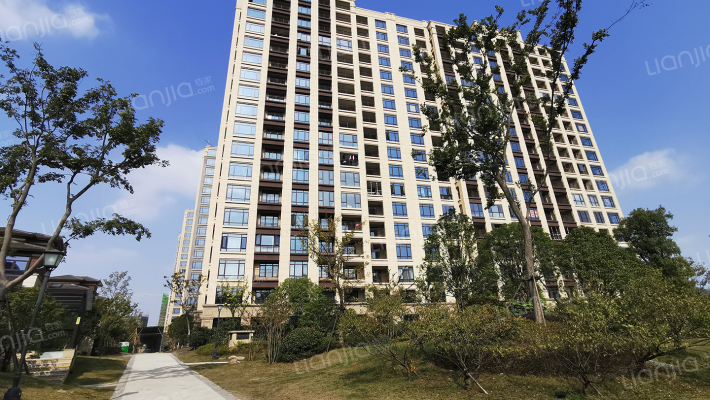 潮闻天下外景图