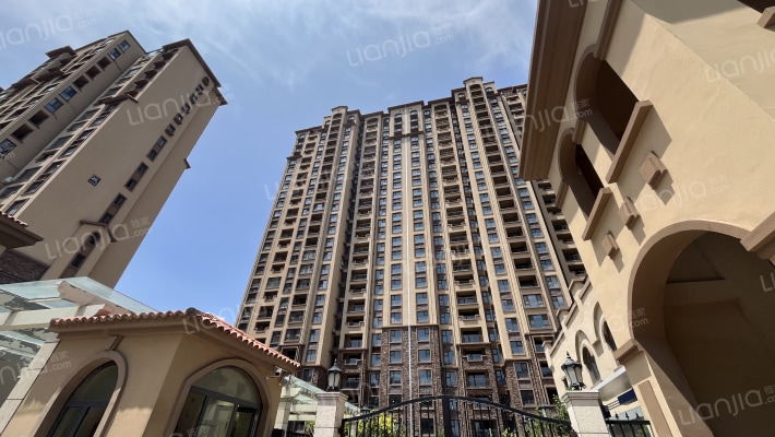 半岛蓝湾外景图