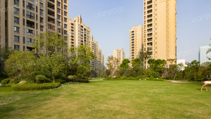 雍福龙庭外景图