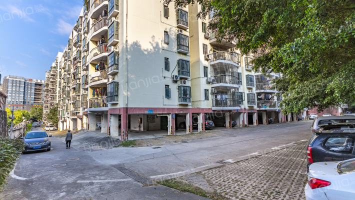 满庭芳花园外景图