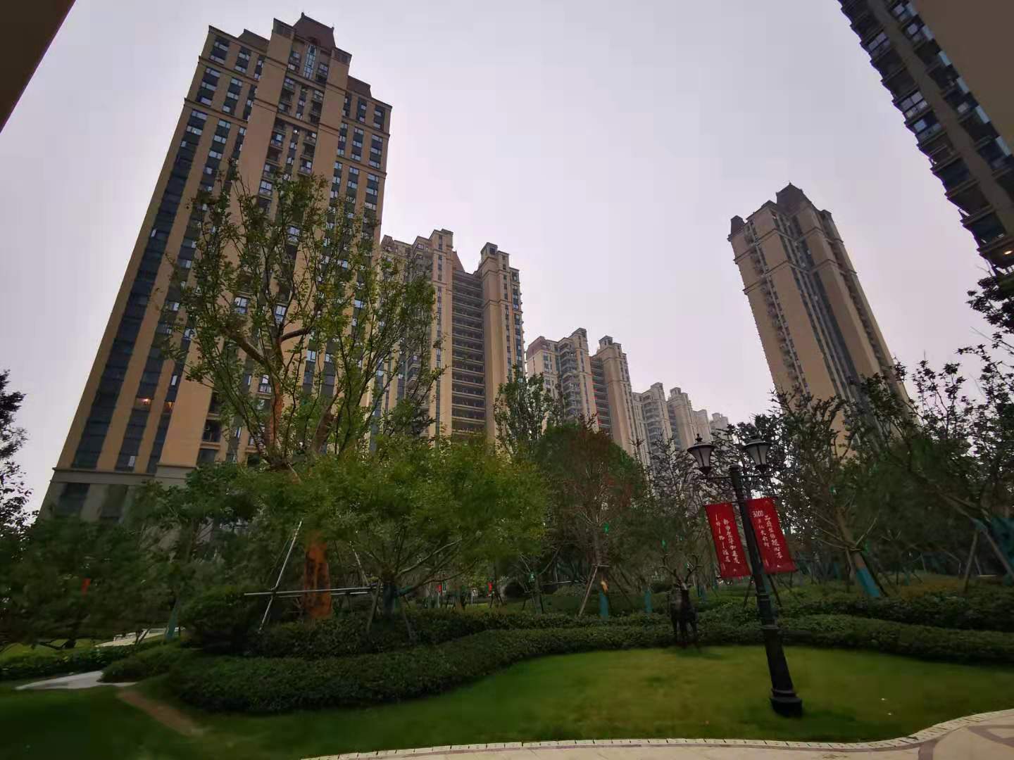 Hengda Shuijing Guoji Guangchang compound photo 5