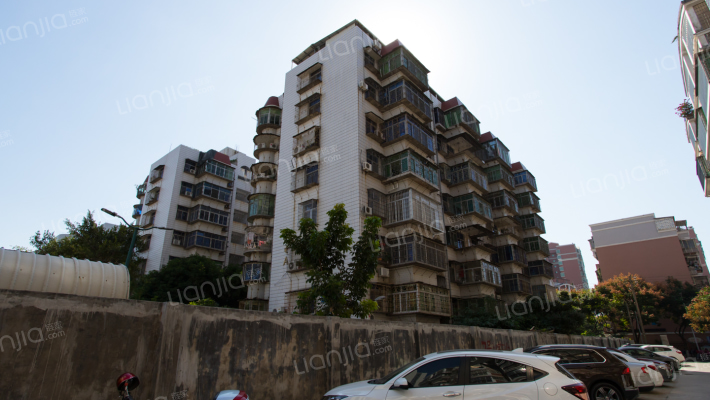 水利局宿舍楼外景图