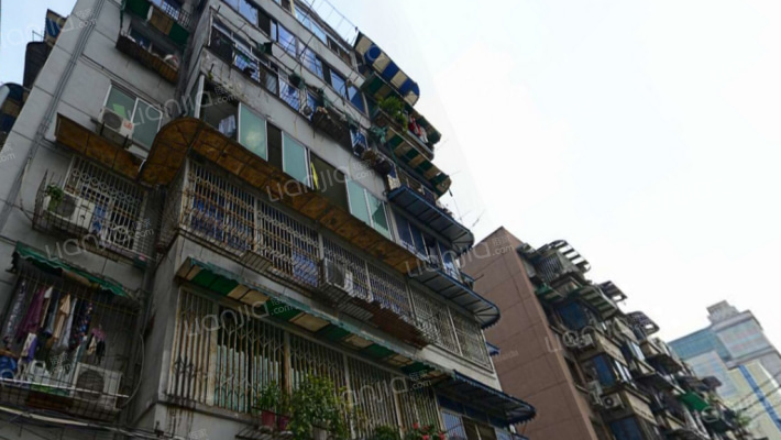 图书馆宿舍外景图