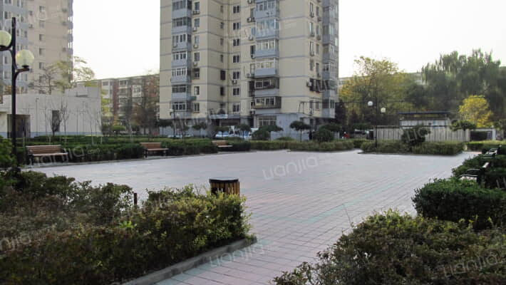 知春路82号院外景图