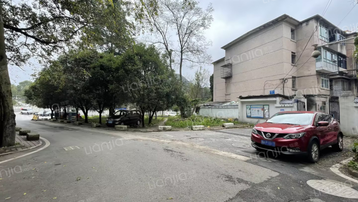 蔡关路203号外景图