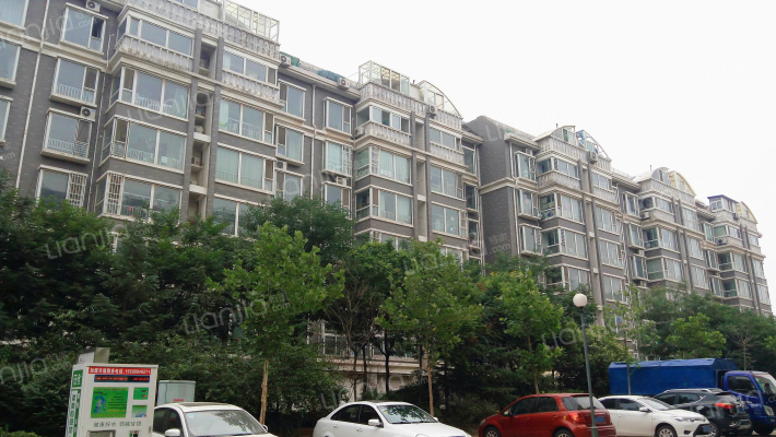 药山警苑东区外景图