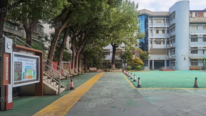 宝山北路332号外景图