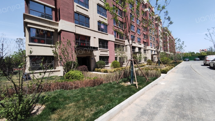 恒盛官港湖上外景图