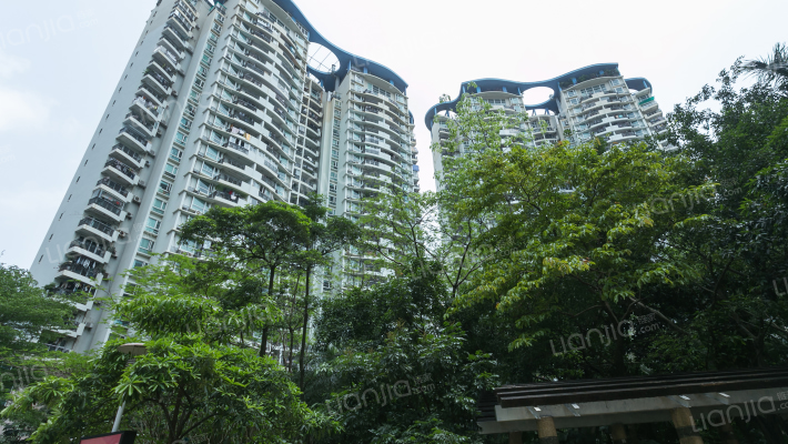 保利城花园外景图