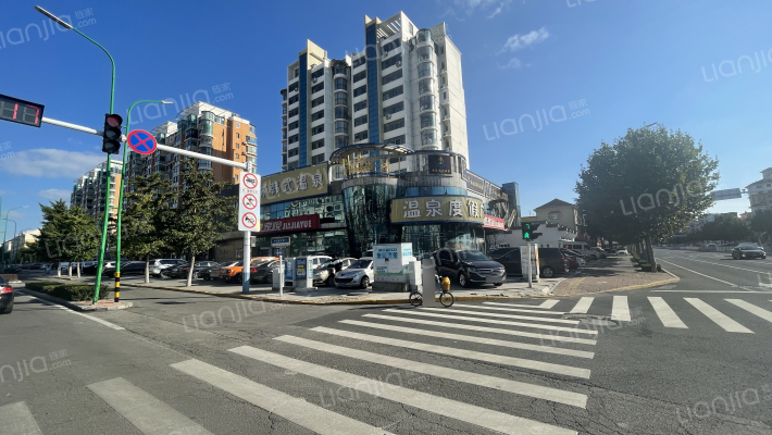 天隆商住大厦外景图