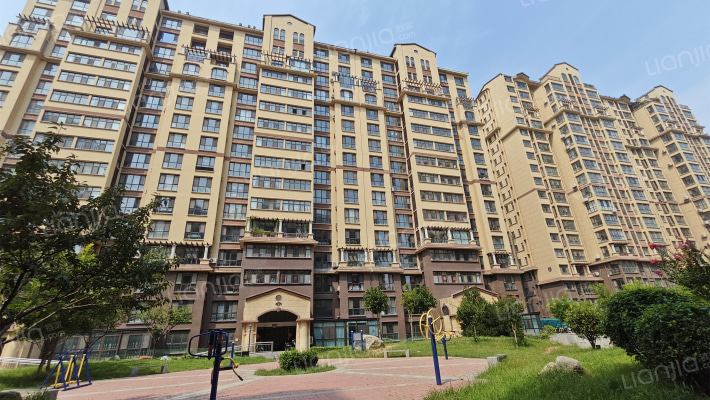 观峰嘉邸外景图