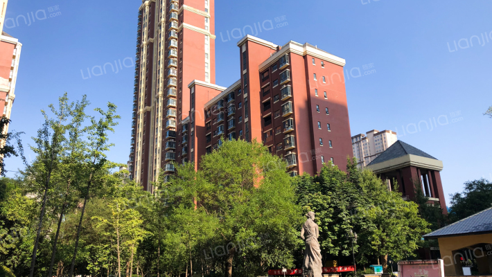 香克林小镇外景图