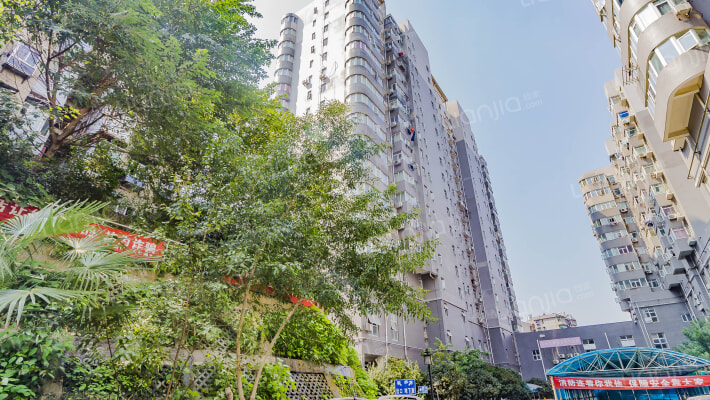 胭脂山桂苑小区外景图