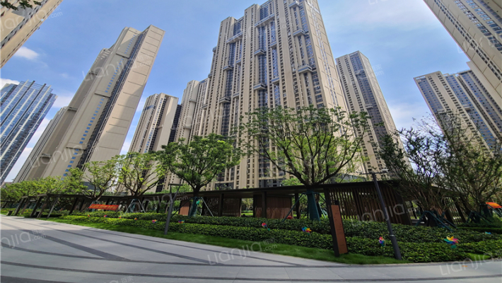 远洋东方境世界观8号地外景图