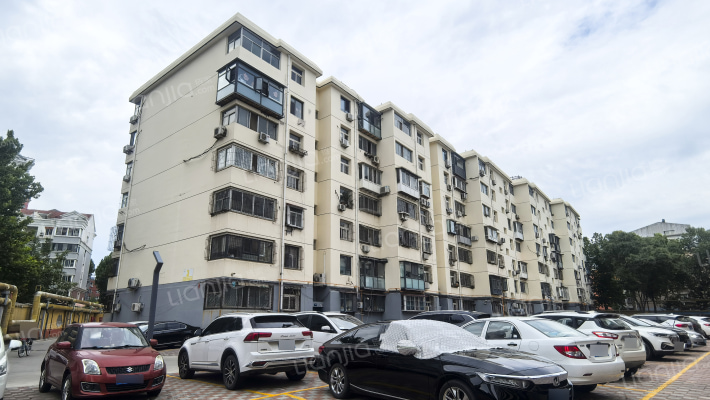 医药生活小区外景图