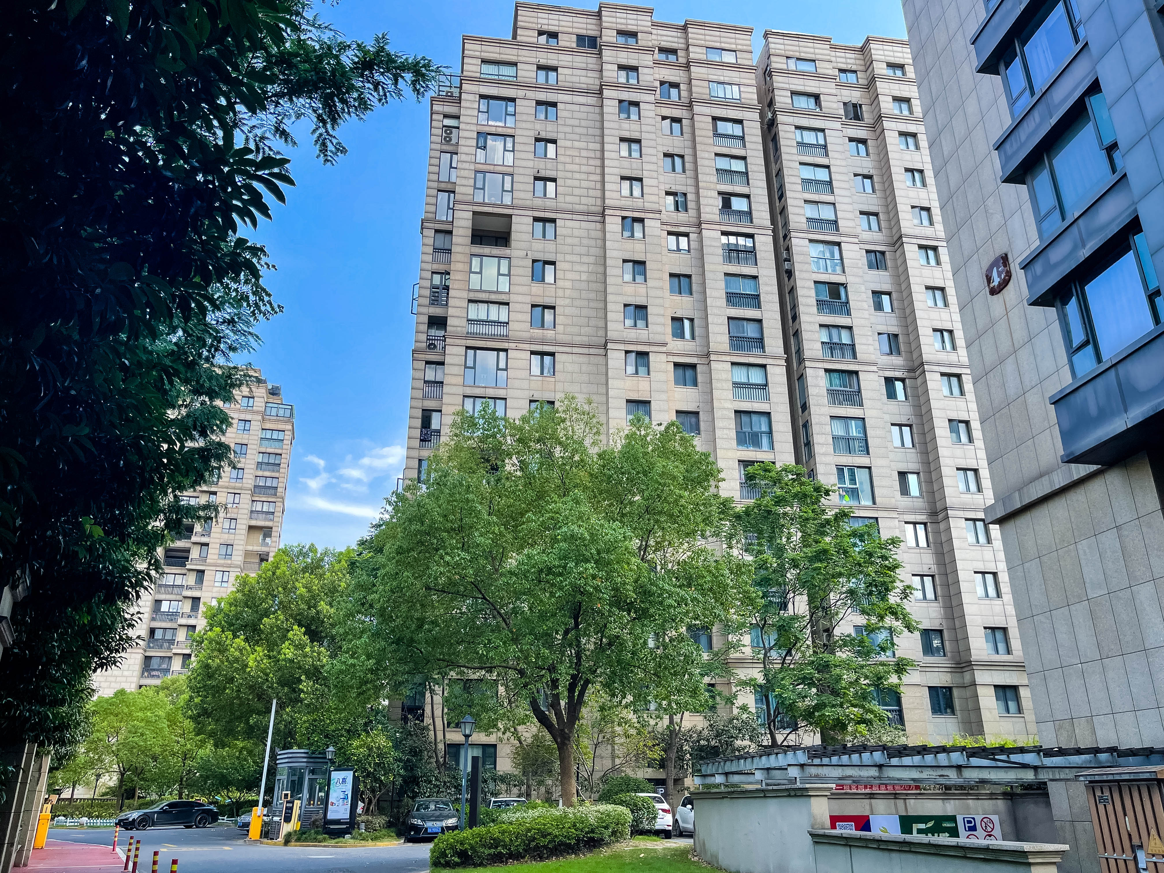 恒祺商务中心（恒祺克拉天玺）小区实景 2