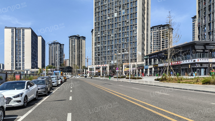 融创云湖十里D区外景图