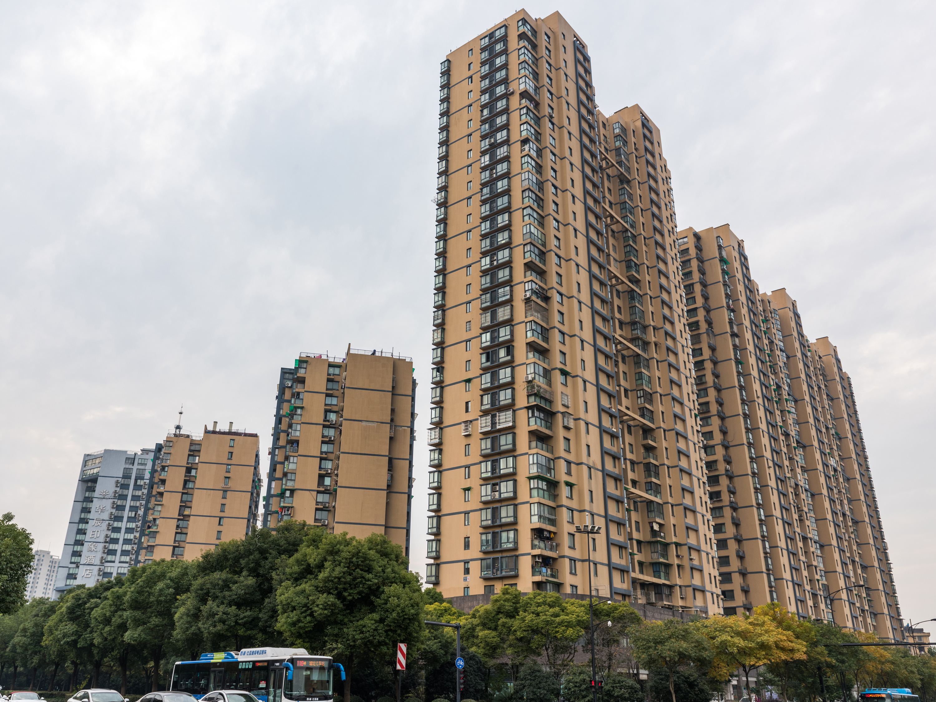 Fenghuang Beiyuan compound photo 2
