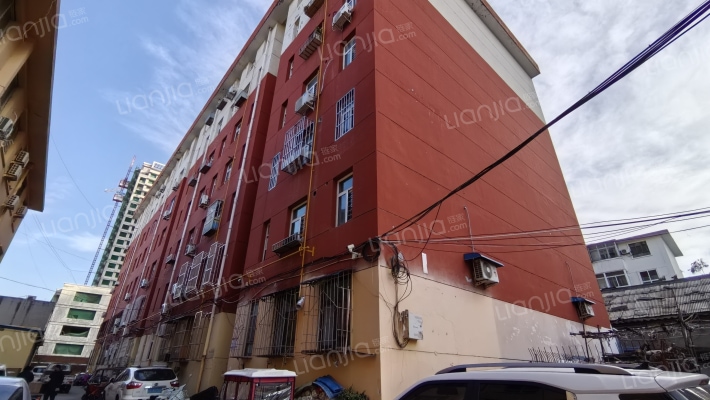 方向盘厂宿舍外景图