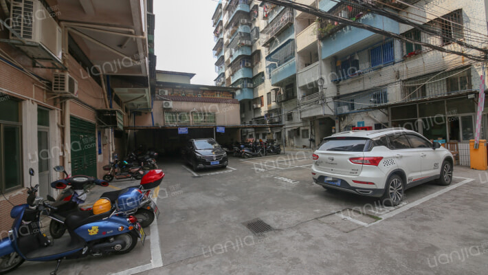 东江花园外景图