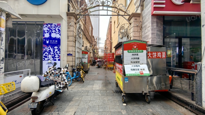 聚庆里外景图