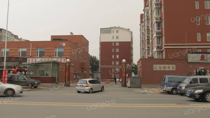 天香颐中里外景图