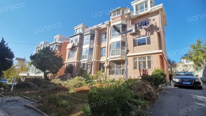 瑶池花雨外景图