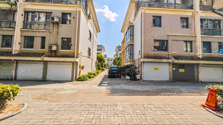 上林华庭外景图