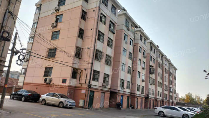 聋哑学校家属楼外景图