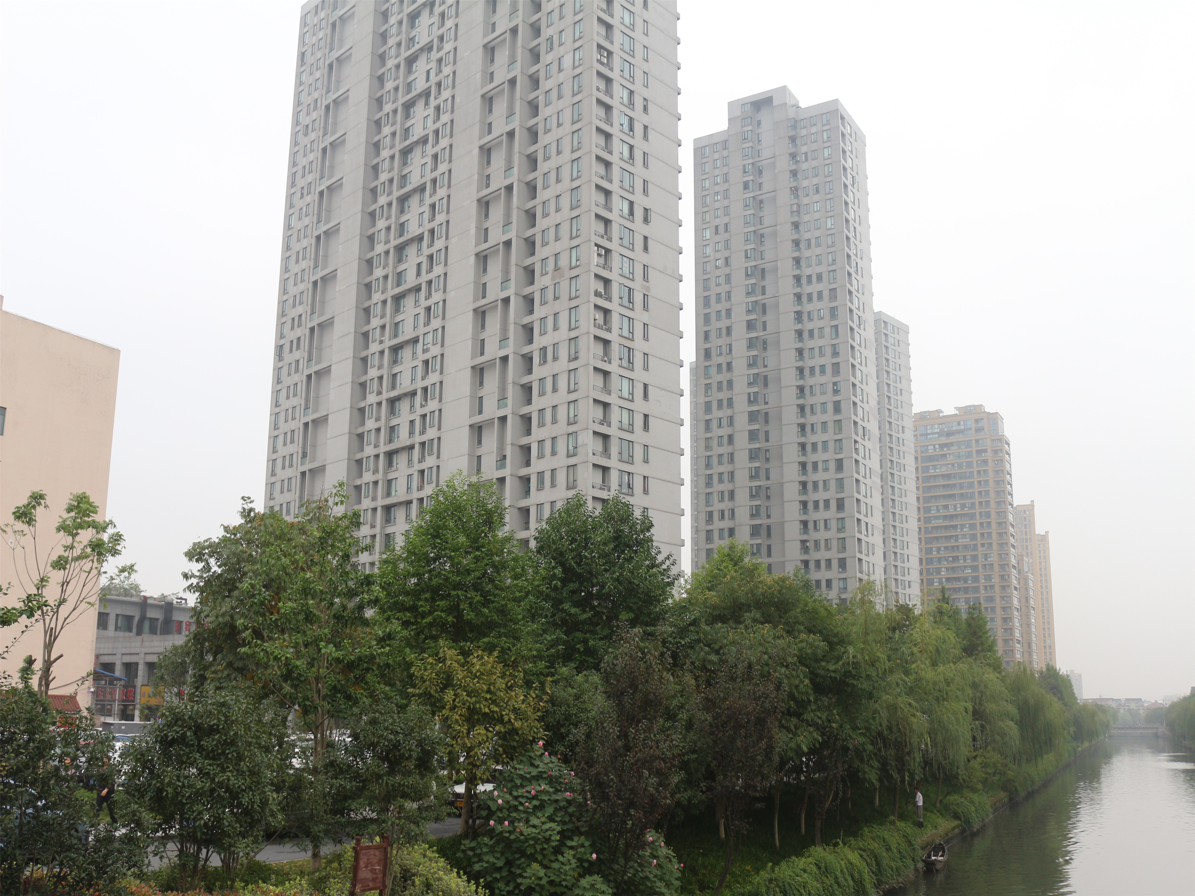 银爵世纪小区实景 21
