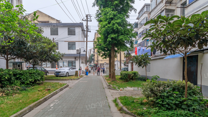 东环新村外景图