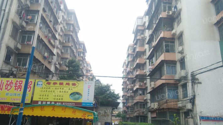 银利花苑外景图