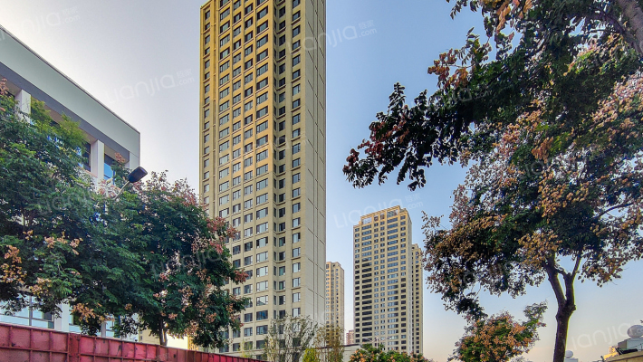 长安金茂府外景图