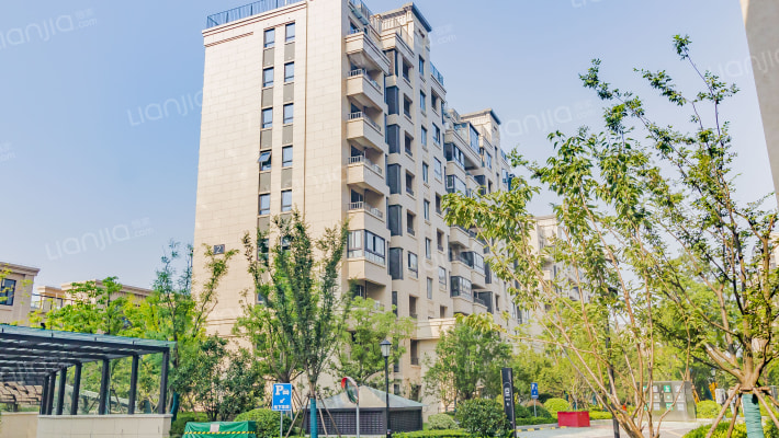 中梁和宾府外景图