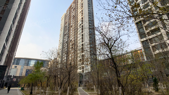 亿丰南奥国际外景图