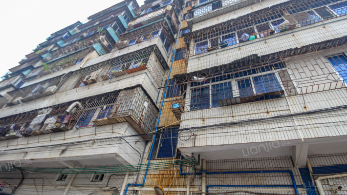 河南岸14号小区外景图