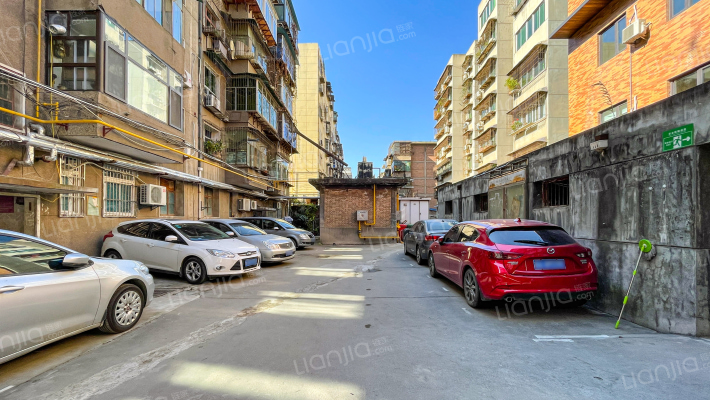 陕西省电影公司家属院外景图