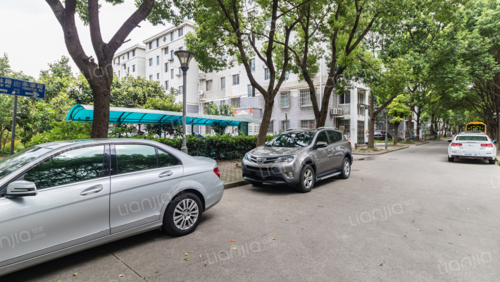 浦发绿城永泰路2079弄外景图